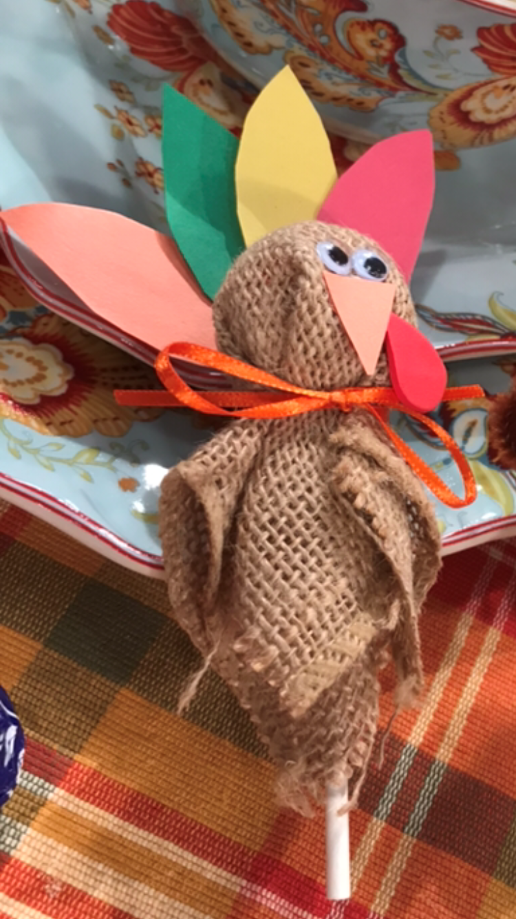 Thanksgiving DIY Decor and Treats