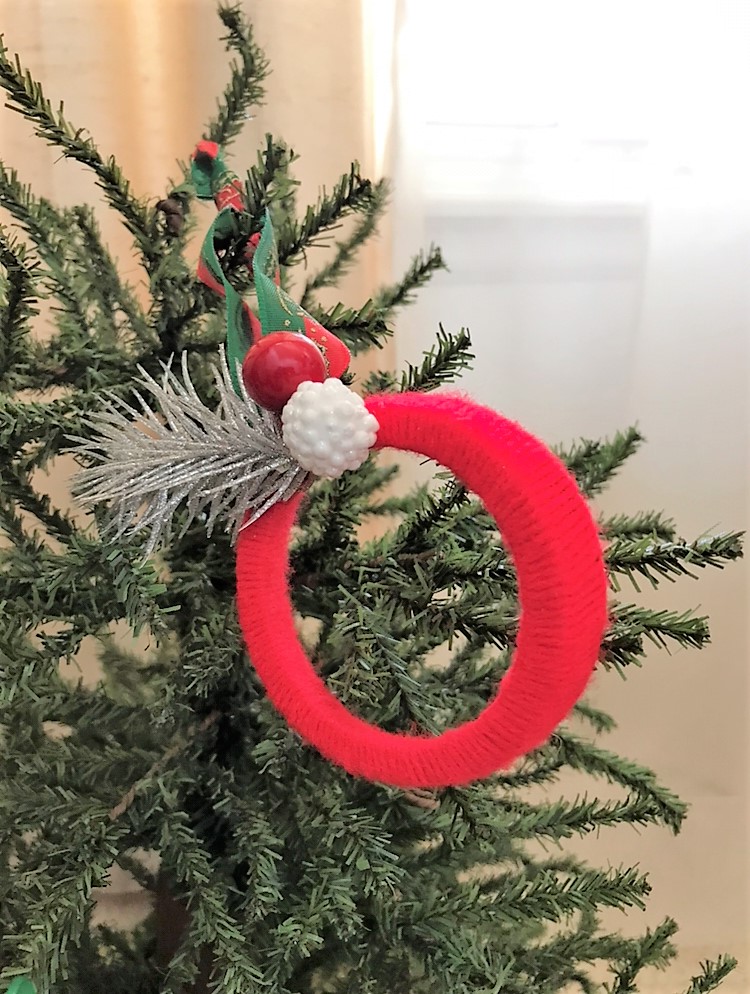 Creating A DIY Christmas Ornament