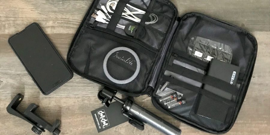 Electronics Organizers For Smart Traveling